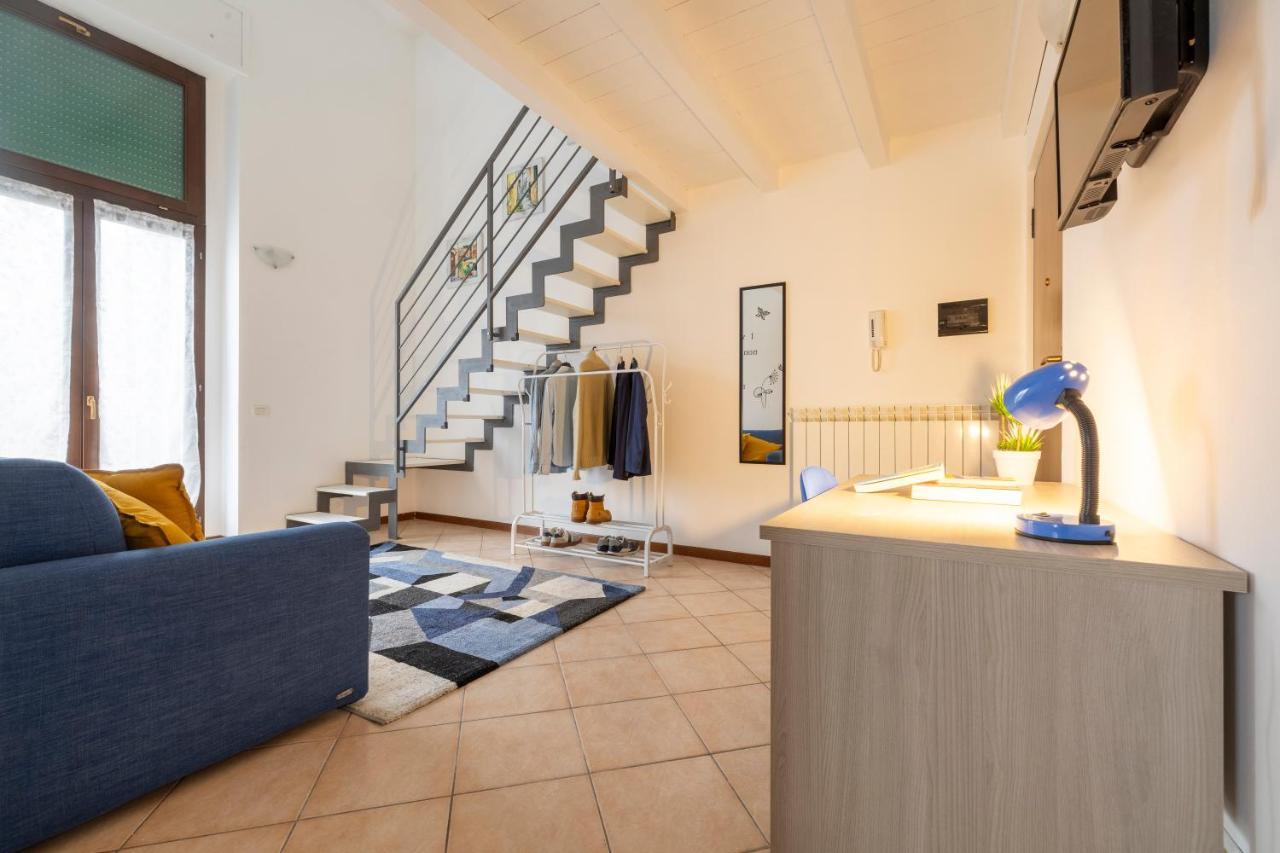 10' Da Malpensa & 1' Dalla Stazione TreniShuttle Apartment Somma Lombardo Exterior foto